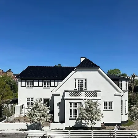 Luxury Close To The *