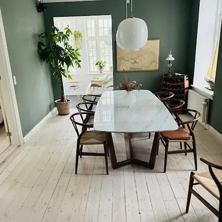 Luxury Close To The 别墅 Vedbæk